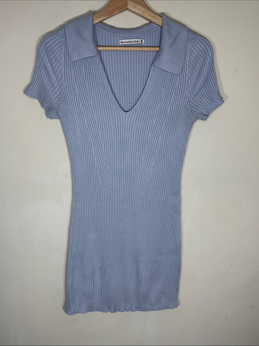 ABERCROMBIE AND FITCH LIGHT BLUE SWEATER DRESS MEDIUM